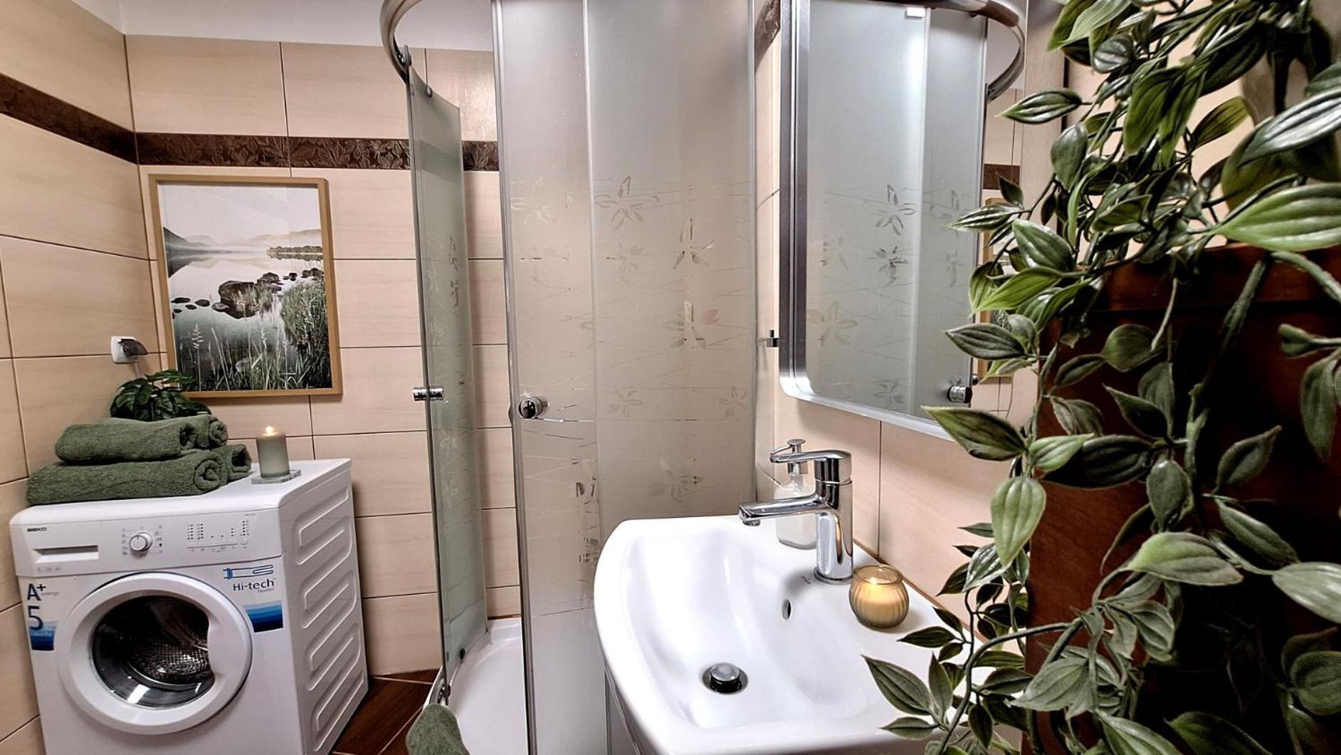 Atapartments - Trzy Zagle กดัญสก์ ภายนอก รูปภาพ